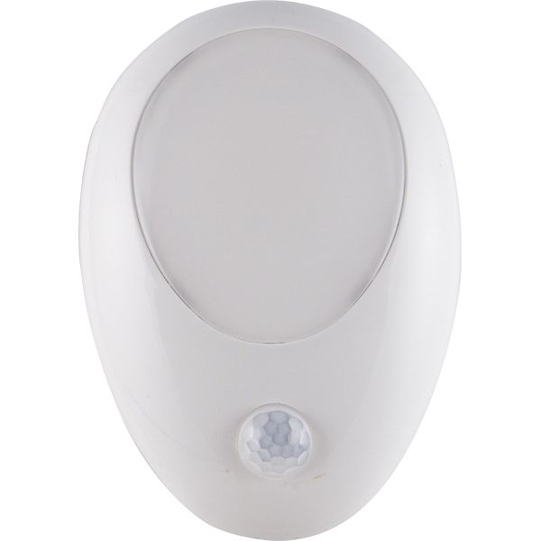 Energizer MotionActivated LED Night Light Plug in to any outlet and